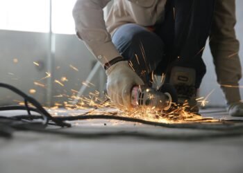 5 métiers bien payés à 4 000 €/mois sans diplôme : le top des opportunités à saisir